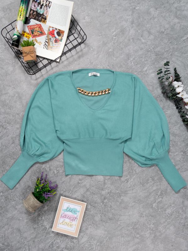 Buzo CropTop con Cadena y Mangas tipo Murciélago 50800