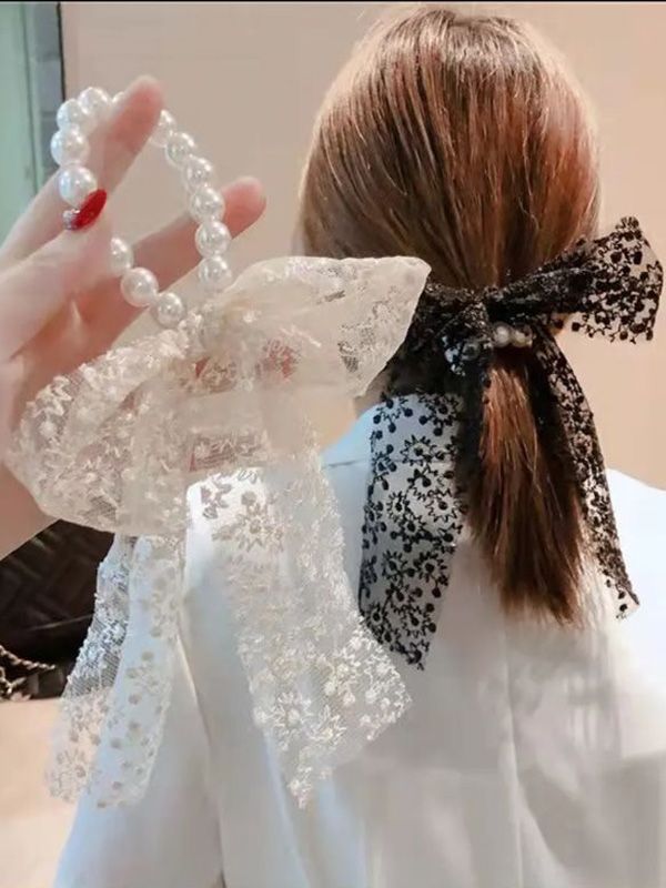 Paquete de 3 Moñas en encaje con Perlas CB-01
