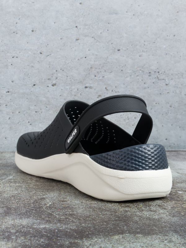 Crocs anti-slip Golfer para Hombre 173AM