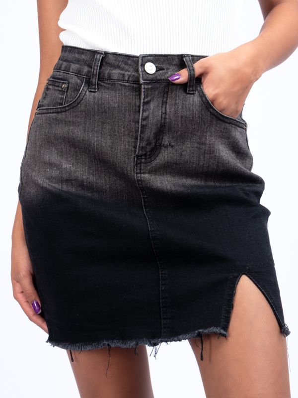 Falda en Jean degradado con abertura y botón 6307