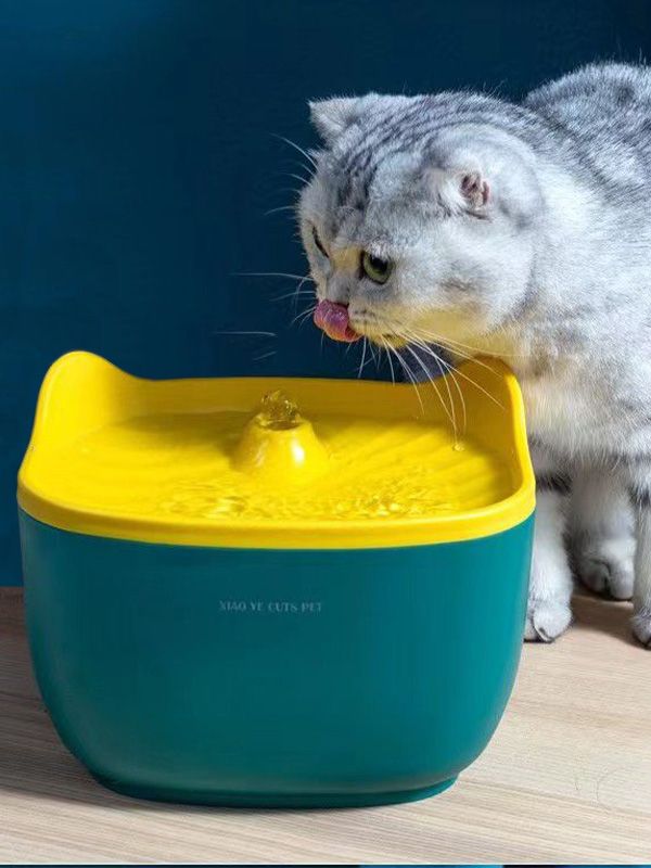 Fuente orejas de gato PC102