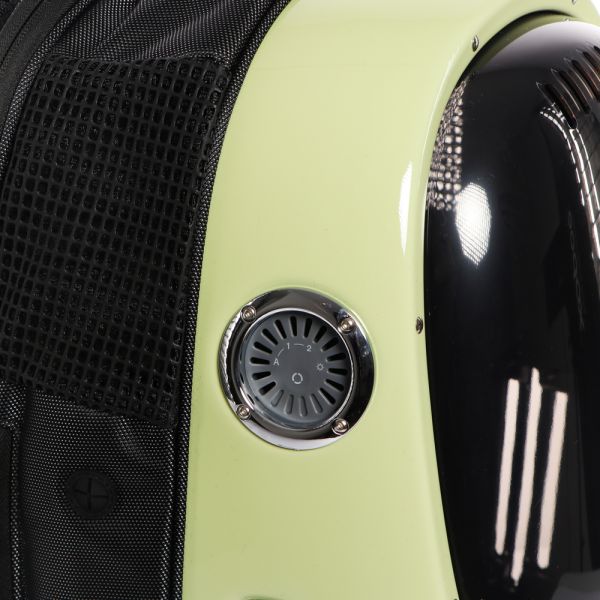 Morral para Gato con sistema de ventilación y luz PB83