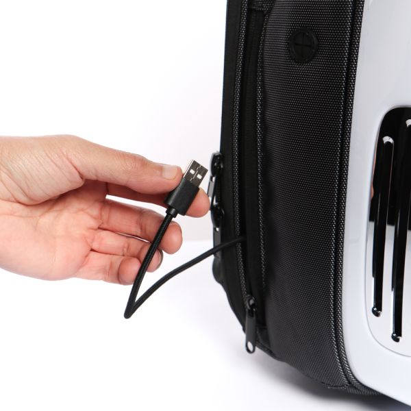 Morral para Gato con sistema de ventilación y luz PB83