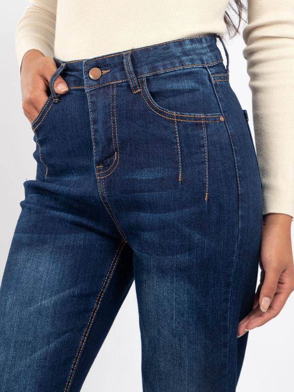 Mom Fit Jean de Bota Recta con Botón 3013