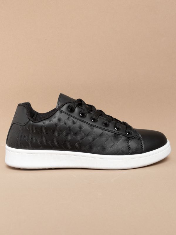 Zapatilla estilo urbano con Diseño en Rombos PU18