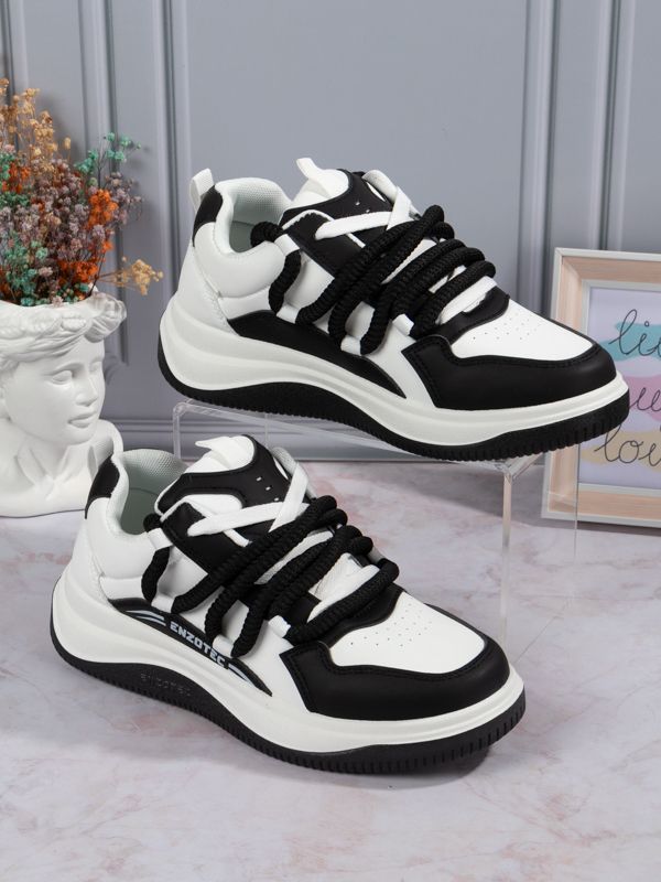 Zapatilla tipo Skate Thick Laces PU28BW