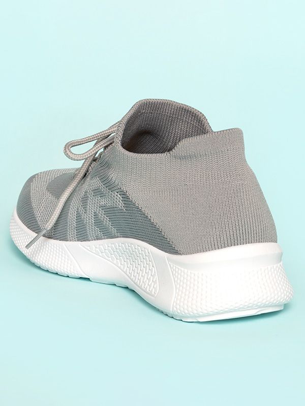Tenis de dama estilo zapatillas con diseño CA14
