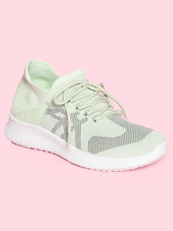 Tenis de dama estilo zapatillas con diseño CA14