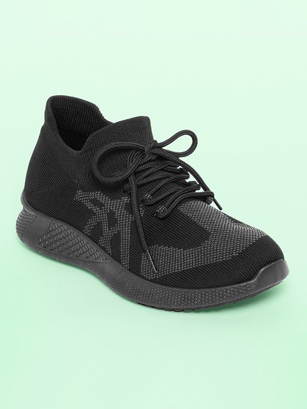 Tenis de dama estilo zapatillas con diseño CA14