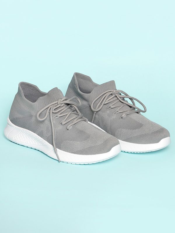 Tenis de dama estilo zapatillas con diseño CA14