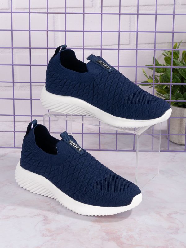 Tenis Laceless Ultra-Soft Mujer 020W