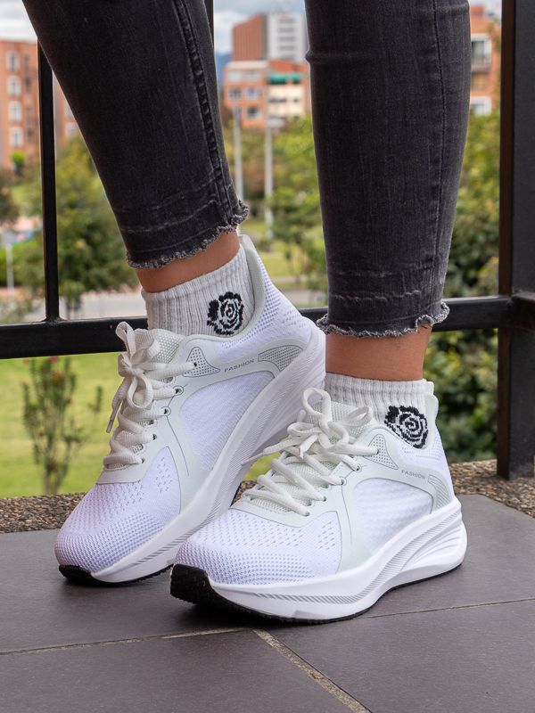 Tenis Comfort Fashion Runner A004W