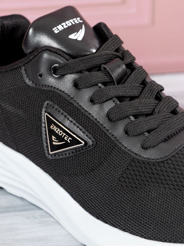 Tenis Triangle Shield estilo Sport E20W