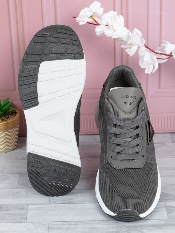 Tenis Triangle Shield estilo Sport E20W