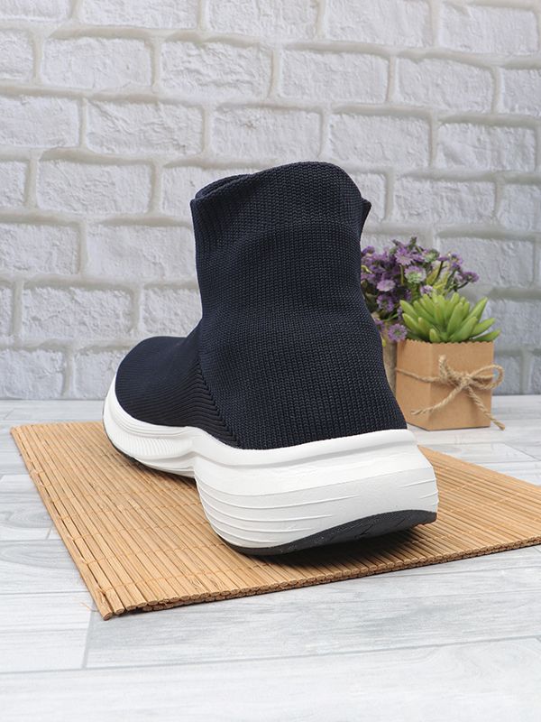 Bota que parece tenis 2025