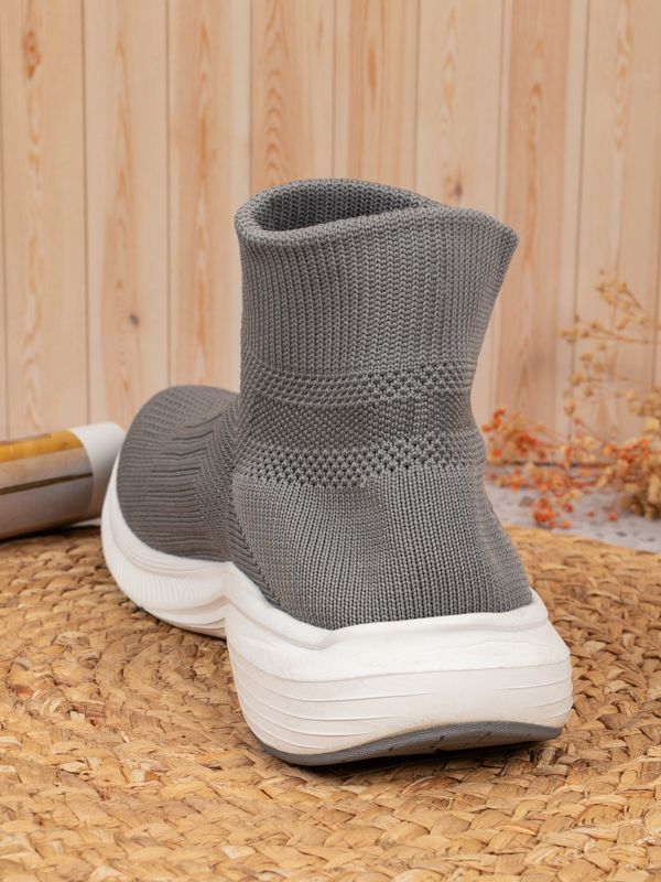 Tenis Sport sin cordones tipo Bota EH02