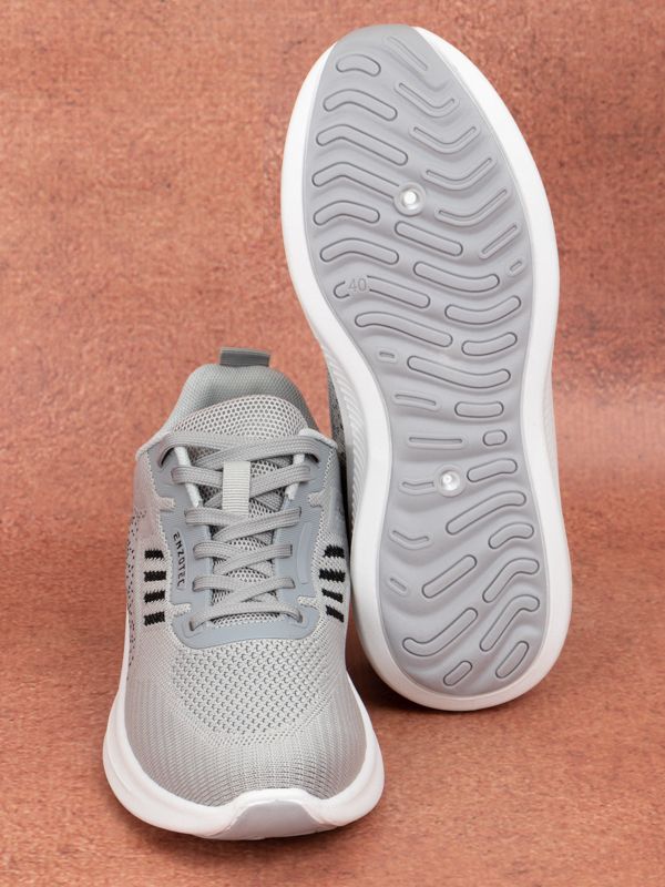 Tenis para Hombre estilo Sport con líneas 650M