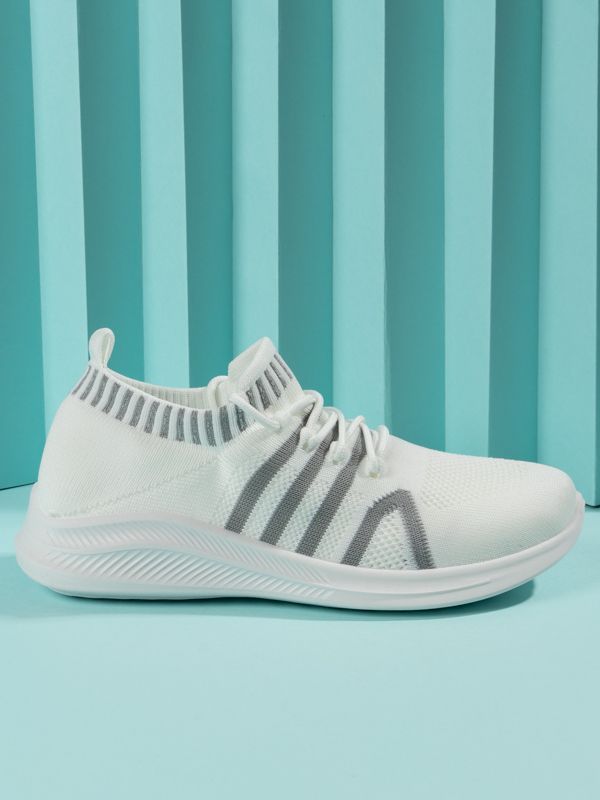 Tenis para dama tipo zapatillas con diseño C072