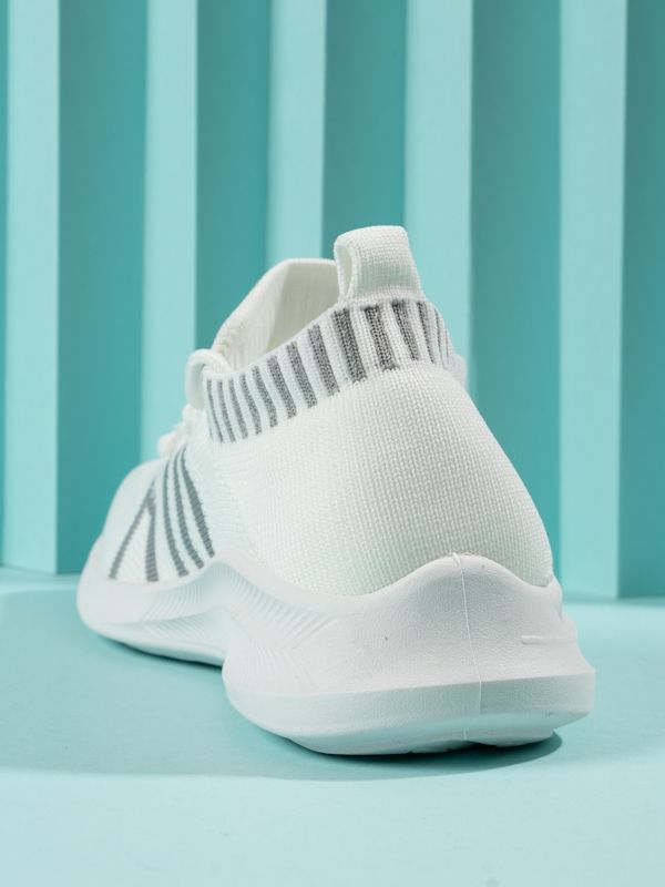 Tenis para dama tipo zapatillas con diseño C072