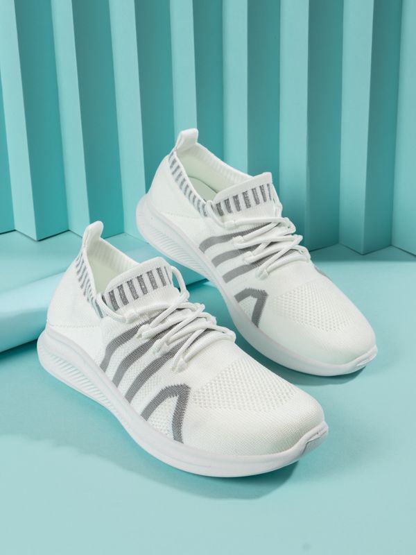 Tenis para dama tipo zapatillas con diseño C072
