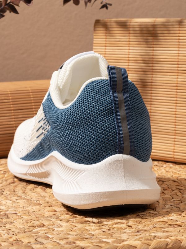 Tenis Blade Cut estilo Runner para Mujer 658