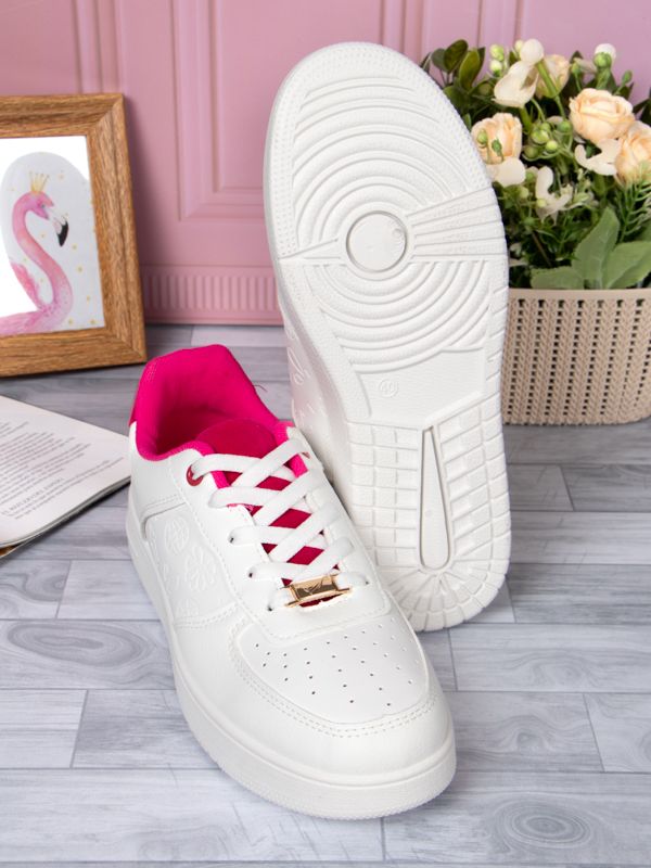 Zapatilla Retro Urbana con Diseño Grabado PU19