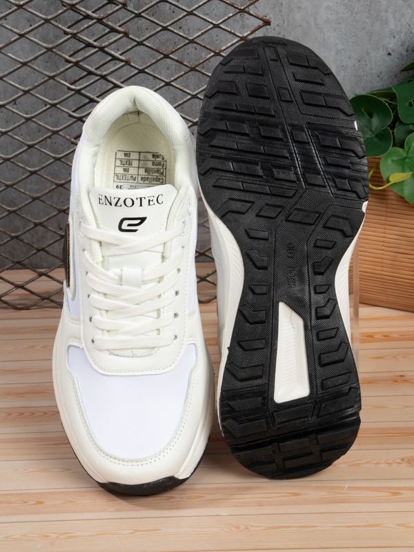Tenis Runner Triangle Shield ED65M