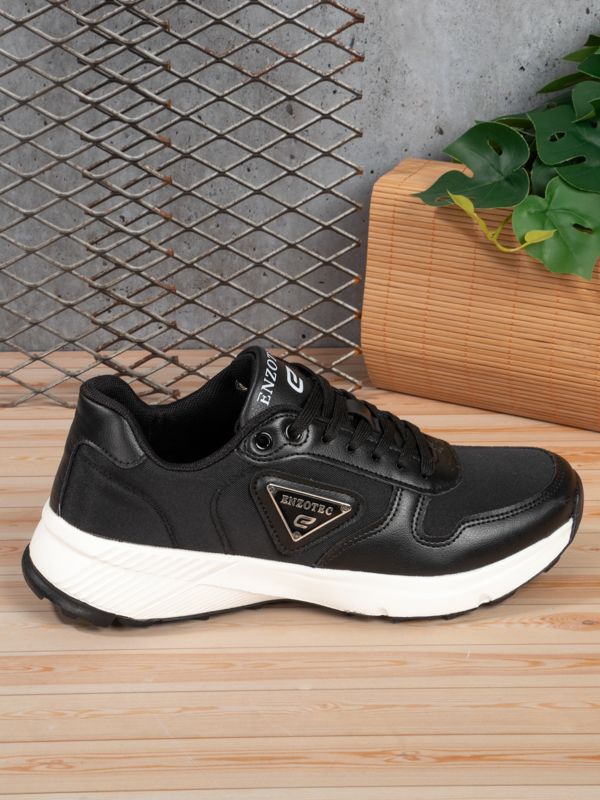 Tenis Runner Triangle Shield ED65M