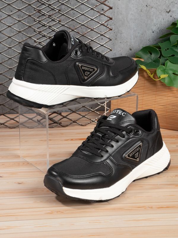 Tenis Runner Triangle Shield ED65M