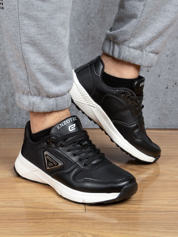 Tenis Runner Triangle Shield ED65M