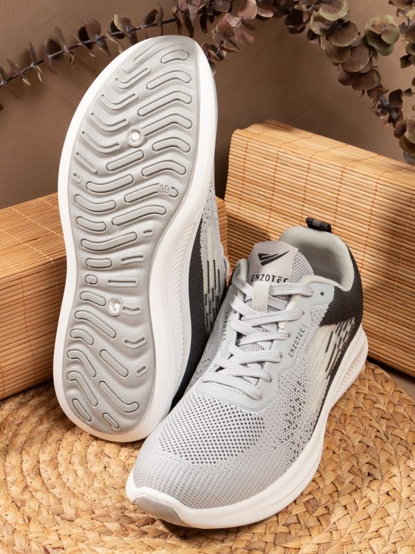 Tenis Blade Cut estilo Runner para Mujer 658