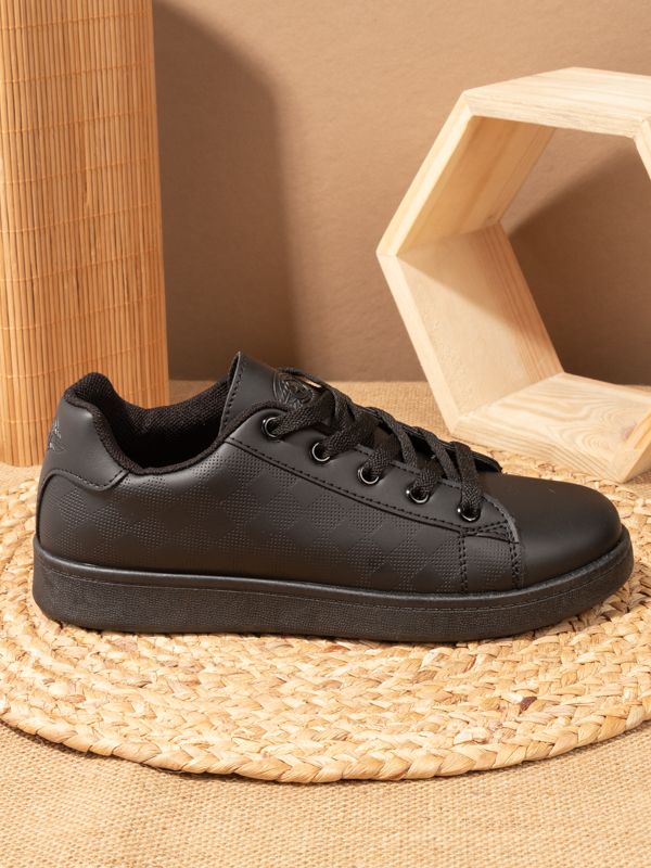 Zapatilla estilo urbano con Diseño en Rombos PU18