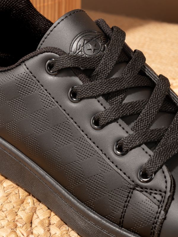 Zapatilla estilo urbano con Diseño en Rombos PU18