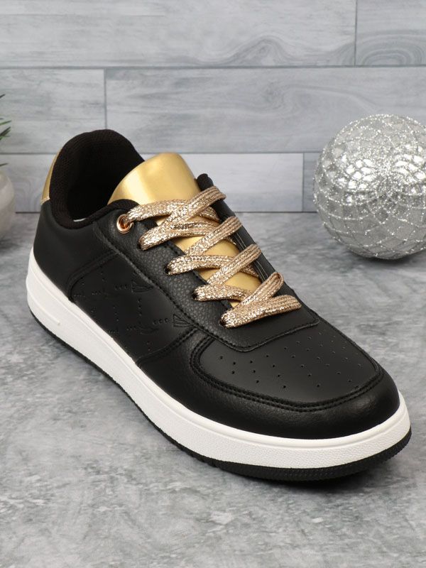 Zapatilla Retro Urbana con Diseño Grabado PU19