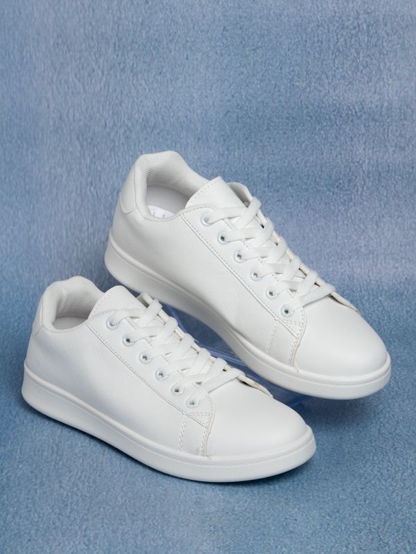 Zapatilla estilo urbano con Diseño en Rombos PU18