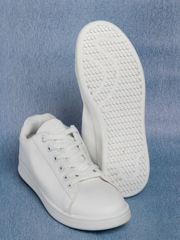 Zapatilla estilo urbano con Diseño en Rombos PU18