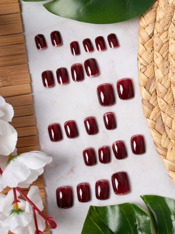 Uñas Reusables Artificiales Vinotinto Escarchado MF197