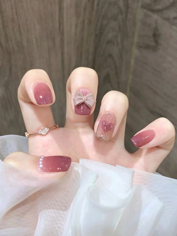 Uñas Reusables Artificiales Decorado Rosado con Moño XZ008