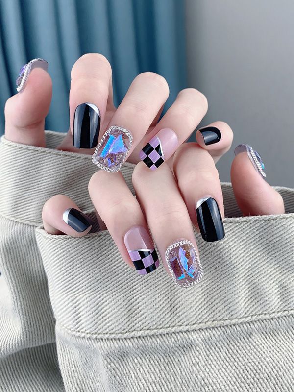 Uñas Reutilizables Sintéticas Acabado Negro y Morado con Pedrería XZ153