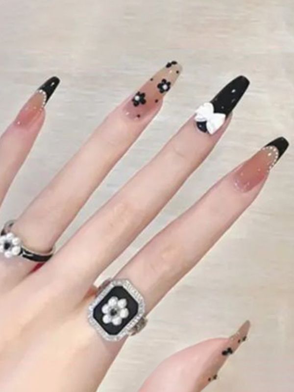 Uñas Acrílicas Reutilizables Con Moños y Perlas Z064