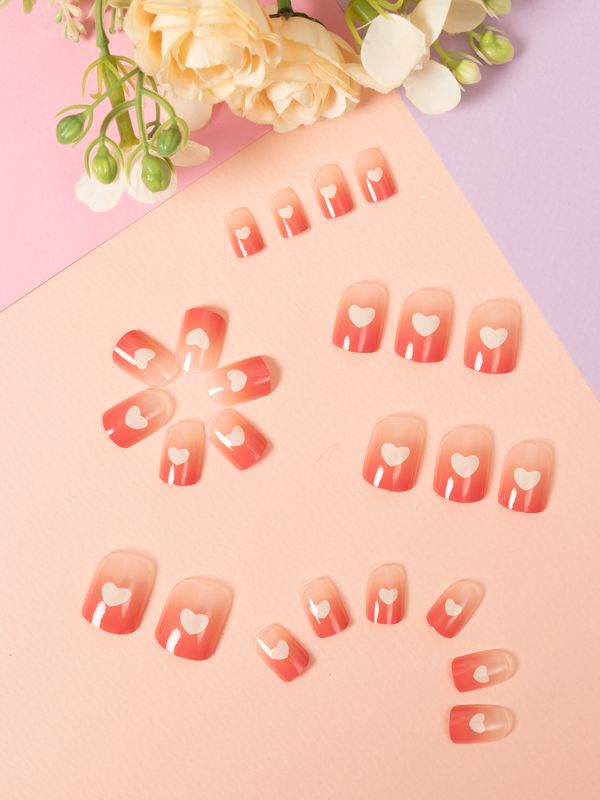 Uñas Artificiales Reusables con Corazones MF194