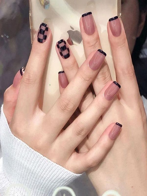 Uñas Artificiales Reusables Diseño Francés con Negro XZ002