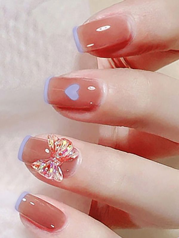 Uñas Artificiales Reusables Decorado Francés con Corazones XZ006
