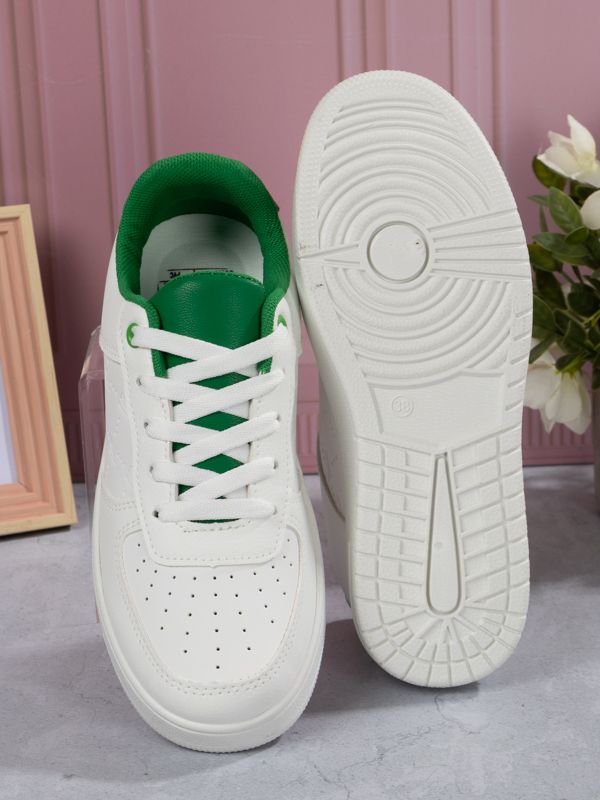 Zapatilla Retro Urbana con Diseño Grabado PU19