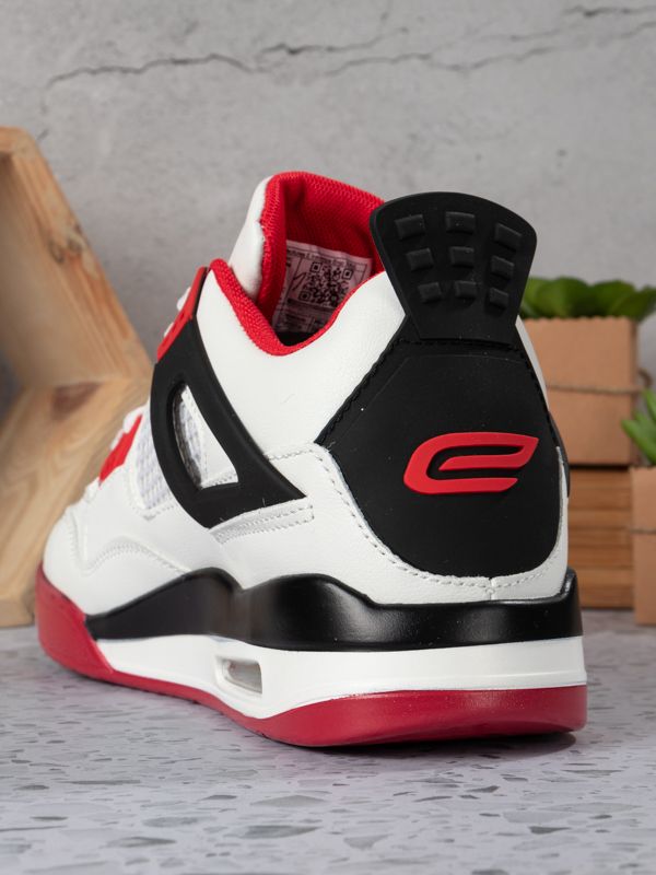 Zapatilla Urbana tipo Basketball ED06M