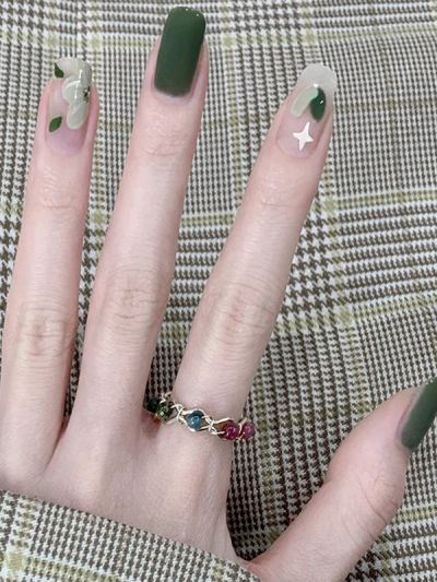 Uñas Artificiales Reutilizables Verdes Con Flores R440