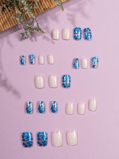 Uñas Reutilizables Sintéticas Blanco Con Manchas Azules R427