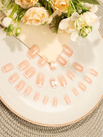 Uñas Postizas Reutilizables Decorado Francés con Moño XZ050