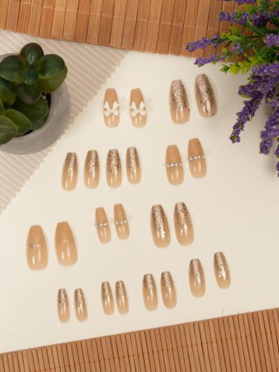 Uñas Sintéticas Reutilizables Con Glitter Plateado Y Moños Z136